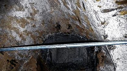 Abwurfschacht: Rutsche für die Vorräte.