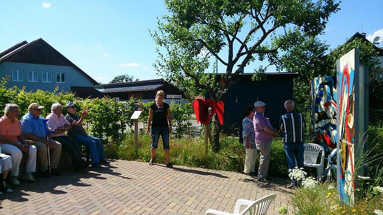 Der Kreisverband der Katholischen Erziehergemeinschaft (KEG) unternahm einen Ausflug in den Markusgarten in Hohenroth.