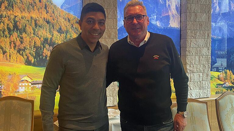 „Elber hilft Kindern – wir helfen mit“ lautet das Motto einer von Bruno Rath aus Rieden organisierten Benefizveranstaltung mit seinem Freund Giovane Elber. Dafür können zwei VIP-Karten am Tisch der Fußballlegende aus Brasilien ersteigert werden. „Elber hilft Kindern – wir helfen mit“ lautet das Motto einer von Bruno Rath aus Rieden organisierten Benefizveranstaltung mit seinem Freund Giovane Elber. Dafür können zwei VIP-Karten am Tisch der Fußballlegende aus Brasilien ersteigert werden.