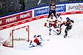 Augsburger Panther - Düsseldorfer EG       -  Augsburg bezwingt Düsseldorf und hofft wieder auf den Ligaerhalt in der Deutschne Eishockey Liga.