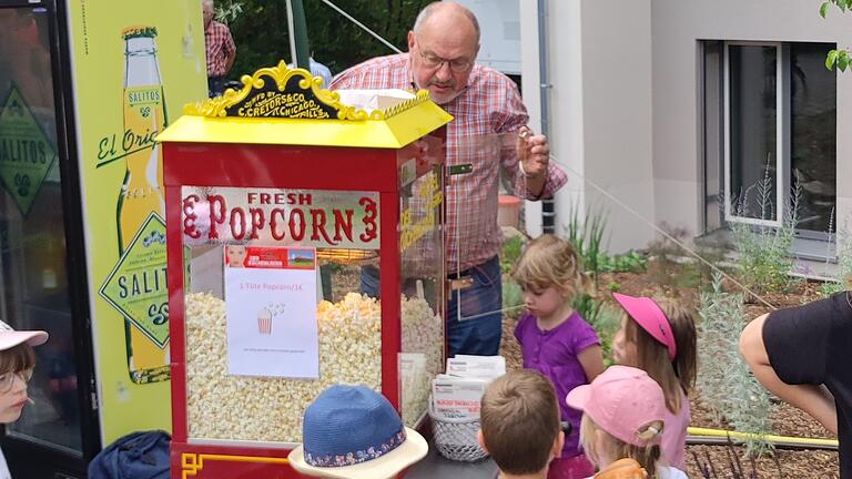 Fa. Küchenladen Weigand GmbH stellte eine Popcornmaschine zur Verfügung.