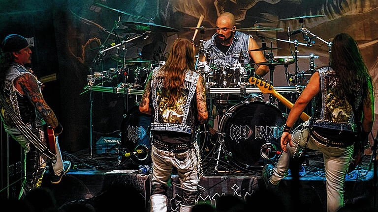 Alle Augen auf den Schlagzeuger: Iced Earth beim &bdquo;Eisenwahn&ldquo;-Festival.