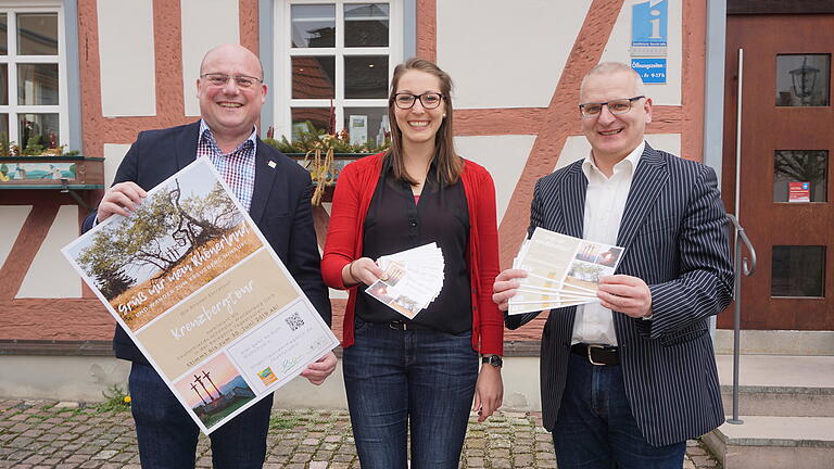 Für die Kreuzbergtour warben Bischofsheims Bürgermeister Georg Seiffert (links), Hannah Wilm von der Rhön GmbH und Tourismusreferent Gerhard Nägler.