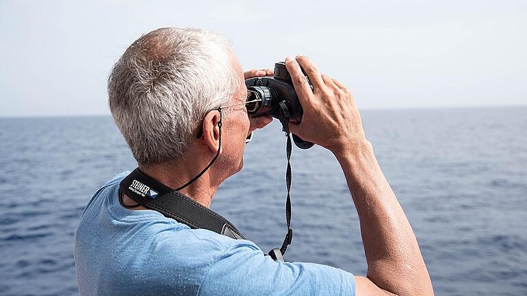 René Stein ist ehrenamtlicher Kapitän der NGO &bdquo;Sea Eye&ldquo;. Er und seine Crew retten Flüchtlinge vor der Küste Afrikas vor dem Ertrinken.