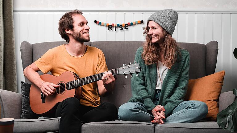 Manuela (rechts) und Marco Hohner veranstalten im Juni das erste RISE-Festival in Bad Kissingen