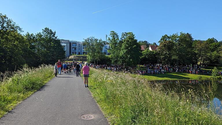 Startschuss zum Spendenlauf