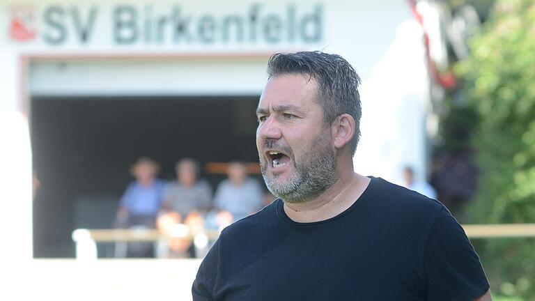 Nach zwei Jahren ist für Trainer Taner Yorulmazel beim SV Birkenfeld im Frühsommer 2020 Schluss. Nach zwei Jahren ist für Trainer Taner Yorulmazel beim SV Birkenfeld im Frühsommer 2020 Schluss.
