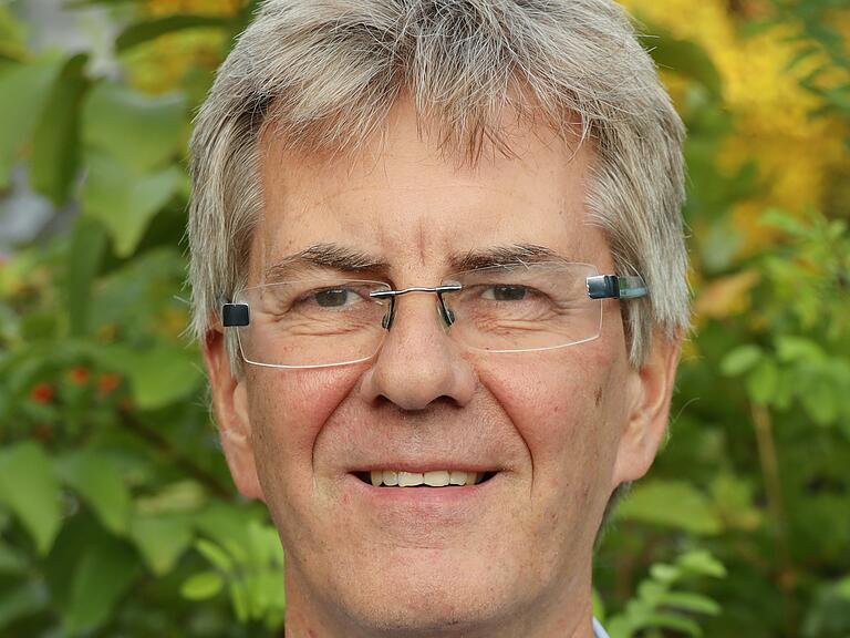 Matthias Pilz, Mitglied des Stadtrates Würzburg (Bündnis 90/Die Grünen). Matthias Pilz, Mitglied des Stadtrates Würzburg (Bündnis 90/Die Grünen).