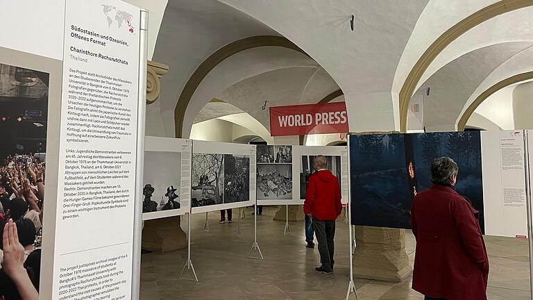 Die World-Press-Ausstellung kam dieses Jahr mit einem neuen Konzept nach Kitzingen. Eine Veränderung, die eine entscheidende Schwäche hat, findet unser Autor.