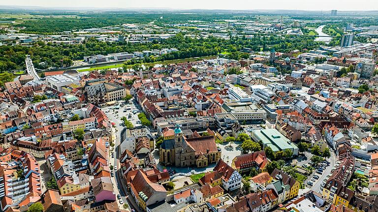 Die Altstadt Schweinfurts kann man am Samstag bei einer Stadtführung entdecken. Die Altstadt Schweinfurts kann man am Samstag bei einer Stadtführung entdecken. 