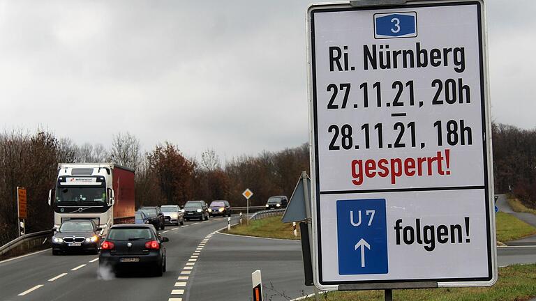 Beim Abbiegen an der Anschlussstelle der B286 bei Wiesentheid gab es selten längere Warteschlangen.