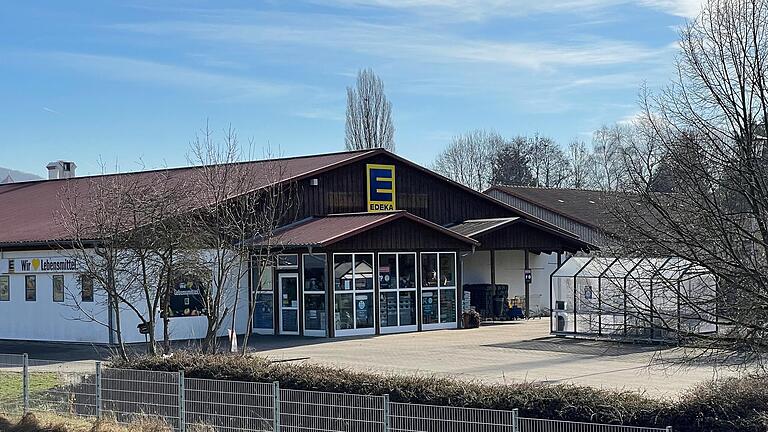 Der Edeka-Markt Massak in Oberschwarzach schließt nun schon früher als eigentlich geplant.