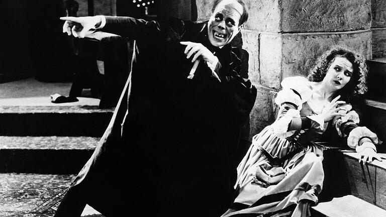 Phantom der Oper Stummfilm 1925. Phantom der Oper Stummfilm 1925.