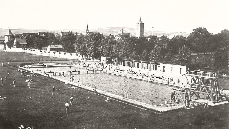 Das neu gebaute Freibad Karlstadt im Jahr 1938. Das neu gebaute Freibad Karlstadt im Jahr 1938.