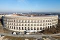 Kongresshalle in Nürnberg       -  Im Innenhof der Kongresshalle soll die Ersatzspielstätte des Staatstheaters während der Sanierung des Opernhauses entstehen.