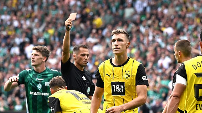 Werder Bremen - Borussia Dortmund       -  Sieht Gelb-Rot: Dortmunds Nationalspieler Nico Schlotterbeck