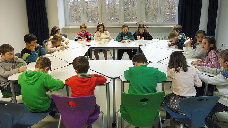 Die erste Hortkonferenz im Hort Volkach.