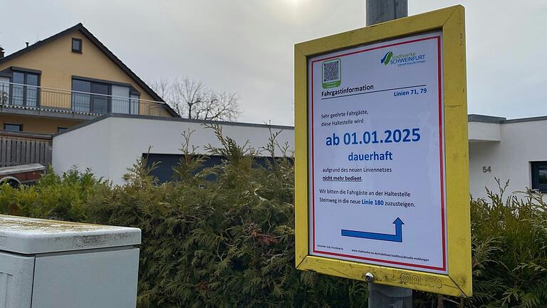 In Schonungen wurden zum 1. Januar mehrere Bushaltestellen gestrichen. Anwohnende kritisieren unter anderem, im Vorfeld nicht informiert worden zu sein. Stattdessen weisen Schilder auf die Änderungen hin. In Schonungen wurden zum 1. Januar mehrere Bushaltestellen gestrichen. Anwohnende kritisieren unter anderem, im Vorfeld nicht informiert worden zu sein. Stattdessen weisen Schilder auf die Änderungen hin.