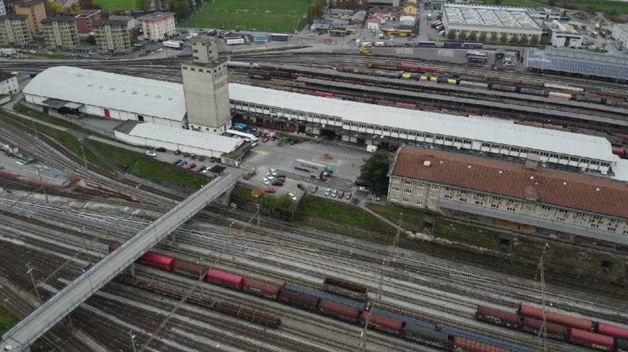 SMH GmbH Zollfreilager Chiasso       -  SMH Zollfreilager im Schweizer Chiasso: Europas größtes Rohstofflager in privaten Händen, dank Standort im EU-Drittland sicher geschützt vor dem Zugriff von Regierungen und Zentralbanken.