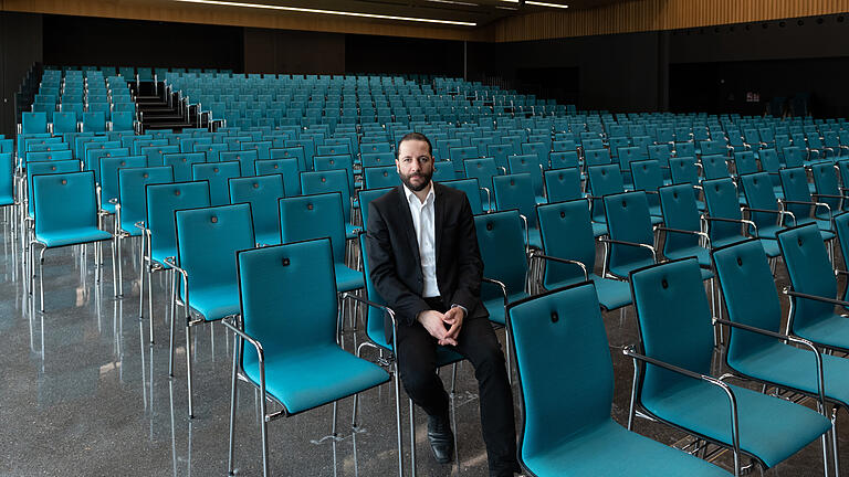 Thomas Funck in der Stadthalle Lohr.