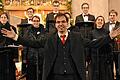 Professor Matthias Beckert (im Bild), Leiter des Vokalensembles &bdquo;Cantabile Regensburg&ldquo;, freute sich nach seinem Neujahrskonzert in der Stadtpfarrkirche in Haßfurt zusammen mit seinen Sängerinnen und Sängern über den frenetischen Beifall der Zuhörer.