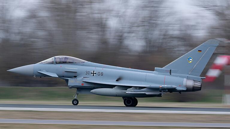 &nbsp;Ein Eurofighter war am Donnerstag im Tiefflug über Lohr und Marktheidenfeld zu sehen.&nbsp;