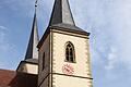 Prägen markant schon seit Jahrhunderten das Bild der Stadt Haßfurt und zeigen in den Himmel: Nord- und Südturm der Stadtpfarrkirche.