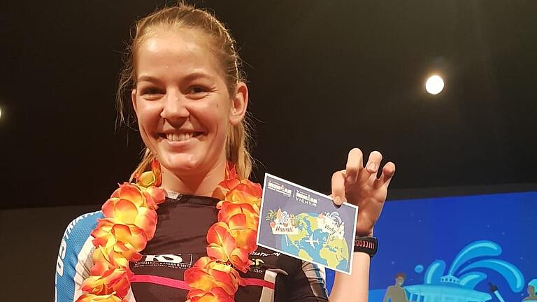 Der Platz in Hawaii ist ihr sicher: Gleich bei ihrer ersten Langdistanz sicherte sich die 23-jährige Würzburger Triathletin einen der begehrten Plätze für die Weltmeisterschaft. Der Platz in Hawaii ist ihr sicher: Gleich bei ihrer ersten Langdistanz sicherte sich die 23-jährige Würzburger Triathletin einen der begehrten Plätze für die Weltmeisterschaft.