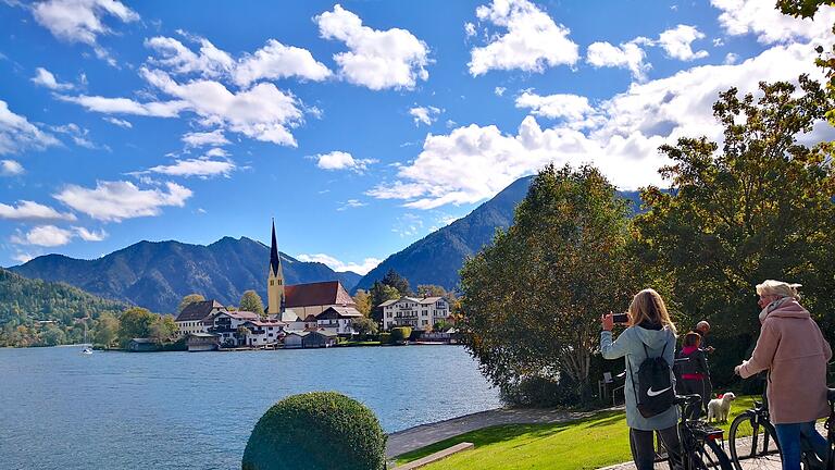 Tegernsee       -  Sonne, Natur und Zeit mit der Familie sind wichtige Faktoren für einen erholsamen Urlaub. (Archivbild)