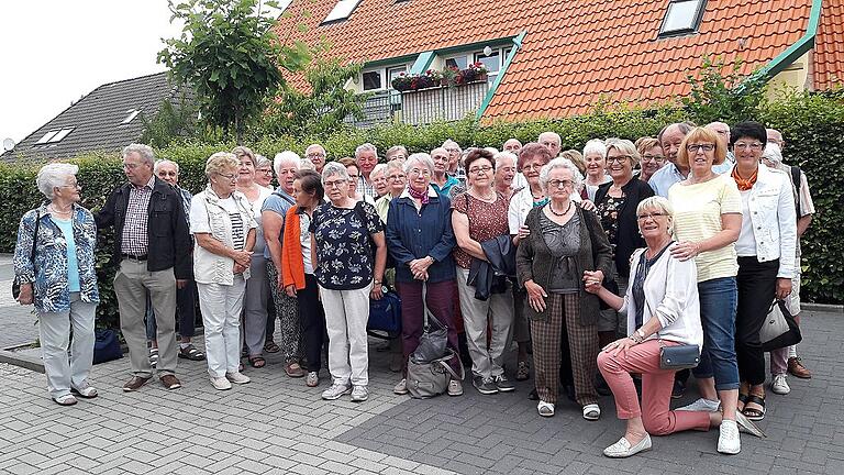 Der Hofheimer Frauenbund hat in diesem Jahr seinen Viertagesausflug nach Ostfriesland unternommen. Der Hofheimer Frauenbund hat in diesem Jahr seinen Viertagesausflug nach Ostfriesland unternommen.