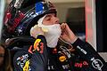 Formel 1  Großer Preis von Las Vegas       -  Helm auf und auf dem Weg zum Titel in Las Vegas? Max Verstappens Chancen stehen gut.