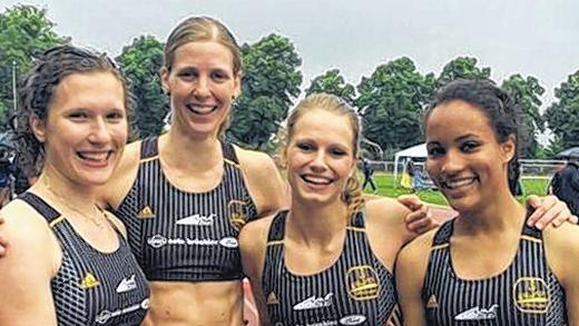 Schnelles Quartett: Corinne Kohlmann, Ines Dirscherl, Mareike Bauer und Naomi Hemmelmann (von links) wurden bayerische Meister. Schnelles Quartett: Corinne Kohlmann, Ines Dirscherl, Mareike Bauer und Naomi Hemmelmann (von links) wurden bayerische Meister.