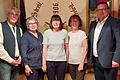 Auf dem Foto von links die Vorstandsmitglieder Thomas Krienes, Johanna Grünewald, Karin Hudowski, Marion Woywode sowie Bürgermeister Alexander Bergmann.