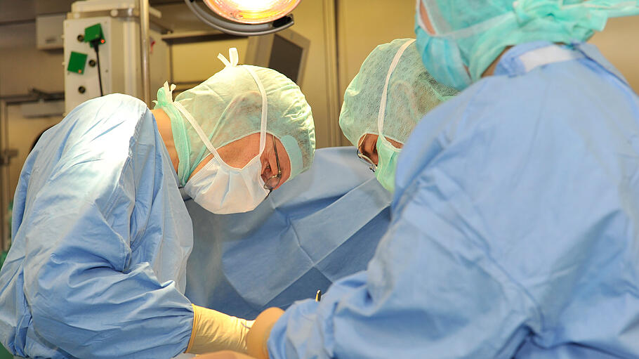 Leopoldina Krebszentren       -  Im Leopoldina-Krankenhaus stehen Ihnen ein Ärzteteam mit hervorragender Expertise zur Verfügung.