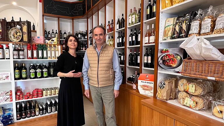 Bad Kissingens Einzelhandel und Gastronmie       -  In der Balthasar-Neumann-Promenade gibt es nun auch einen italienischen Feinkostladen von Erika Göbbel und Vito Parrillo.