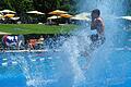 Abkühlen, abtauchen, Spaß haben: Haben die Meteorologen recht, wird es ab dem 24. Juni richtig heiß. Perfekt für einen oder mehrere Freibad-Besuche, wie auf diesem Archivbild aus dem Silvana in Schweinfurt.