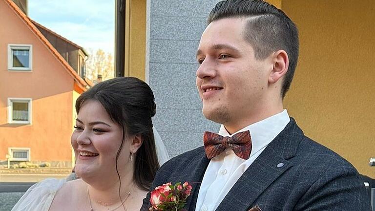 Laura Kleinhans (23) und Toms Robert Vans (25) gaben sich am vergangenen Samstag in St. Vitus, Hörblach, das Ja-Wort.