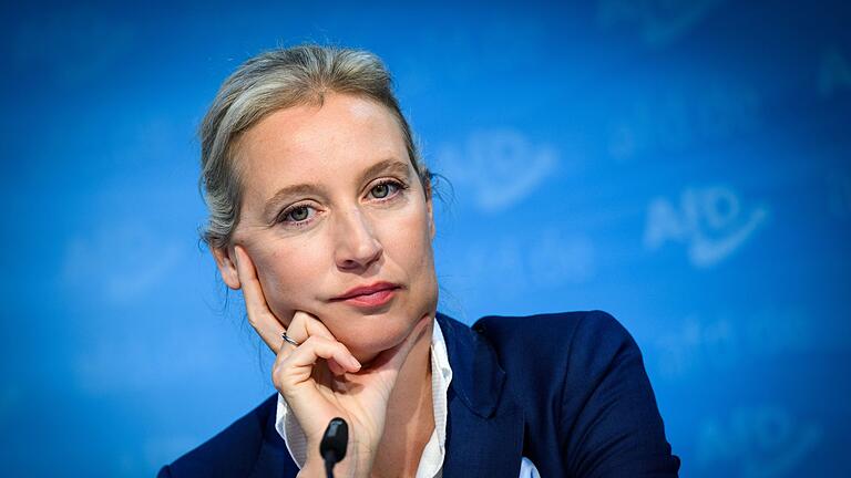 Nach der Landtagswahl in Brandenburg - AfD       -  AfD-Chefin Alice Weidel freut sich zwar über den Stimmenzuwachs ihrer Partei bei der Landtagswahl in Brandenburg. Dass eine Regierungsbeteiligung dennoch für die AfD bisher in keinem Bundesland in Sicht ist - anders als für das BSW - sorgt in der AfD-Spitze allerdings nicht für gute Laune.