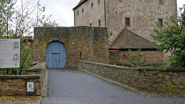 Der Gemeinderat denkt darüber nach, sie aus Sicherheitsgründen Brüstung der Burgbrücke in Burggrumbach zu erhöhen.&nbsp;