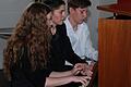 Laurentia Lechner, Ilka Fenn und Emil Stöhr spielten sogar ein sechshändiges Stück bei ihrem Konzert in St. Johannis.