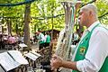 Die Band 'Aalbachtal-Express' spielte am Wochenende im Biergarten des Hofbräukellers in Würzburg.