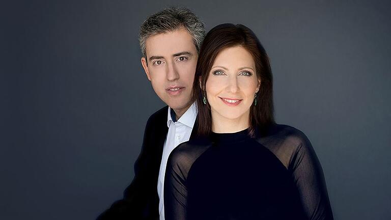 Sivan Silver und Gil Garburg geben einen Klavierabend in Uffenheim.