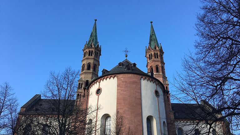 Das Bistum Würzburg will die Zusammenarbeit mit pro familia beenden. Die Fachberatungsstelle äußert sich dazu und empfindet die Kritik als nicht nachvollziehbar. Das Bistum Würzburg will die Zusammenarbeit mit pro familia beenden. Die Fachberatungsstelle äußert sich dazu und empfindet die Kritik als nicht nachvollziehbar.