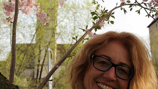 Weindozentin und zertifizierte Gartenerlebnisführerin: Evelyn Hatzung führt durch Iphofen.
