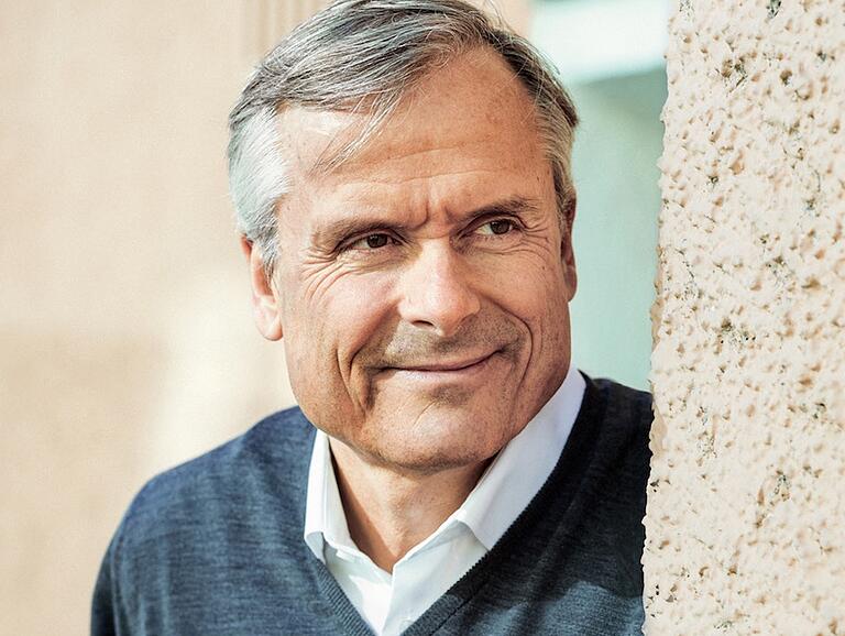Axel Hacke kommt am 3. März in den Wöllrieder Hof.