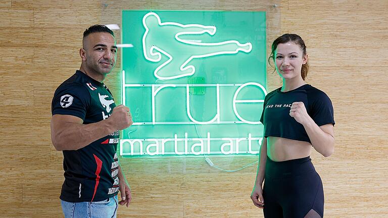 Trainer und Sportlerin: Erdi-Egeman Sür und Deborah Melhorn Trainer und Sportlerin: Erdi-Egeman Sür und Deborah Melhorn