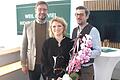 Alles rund ums Hörgerät und ums Hören gibt es nun im Hörstudio von Isabell und Dominic Sommer in Wiesentheid. Bürgermeister Klaus Köhler (links) kam zur Eröffnung.&nbsp;