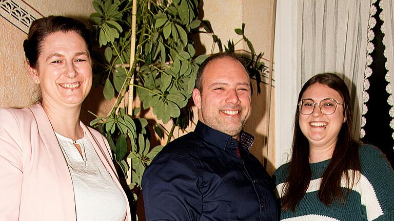 Neue Vorstände (von links): Stephanie Weisbach (Kassier), Sebastian Kinner (1. Vorsitzender) und Monique Wander (2. Vorsitzende). Neue Vorstände (von links): Stephanie Weisbach (Kassier), Sebastian Kinner (1. Vorsitzender) und Monique Wander (2. Vorsitzende).
