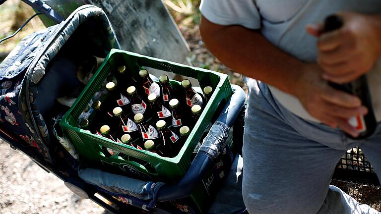 Zu viel Alkohol, dazu noch Drogen: Für einen 28-Jährigen war das im bisherigen Leben eine unheilvolle Mischung (Symbolbild).