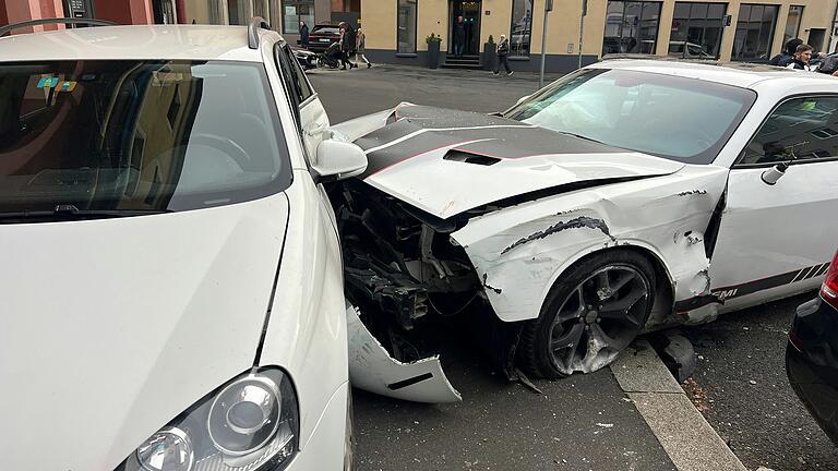 Die Fahrt eines 26-jährigen Autodiebes endete in der Pleichertorstraße.
